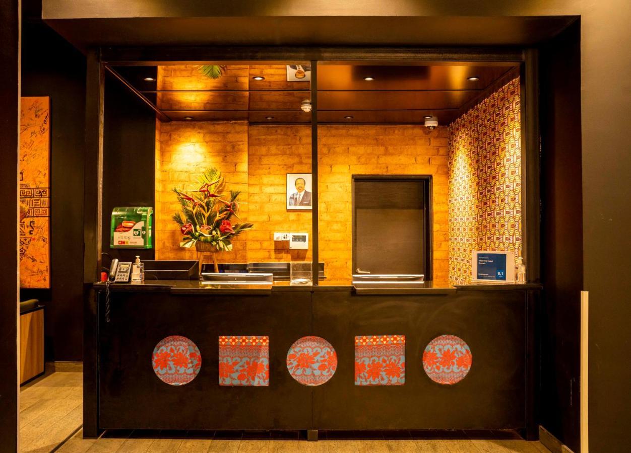 Onomo Hotel Дуала Экстерьер фото