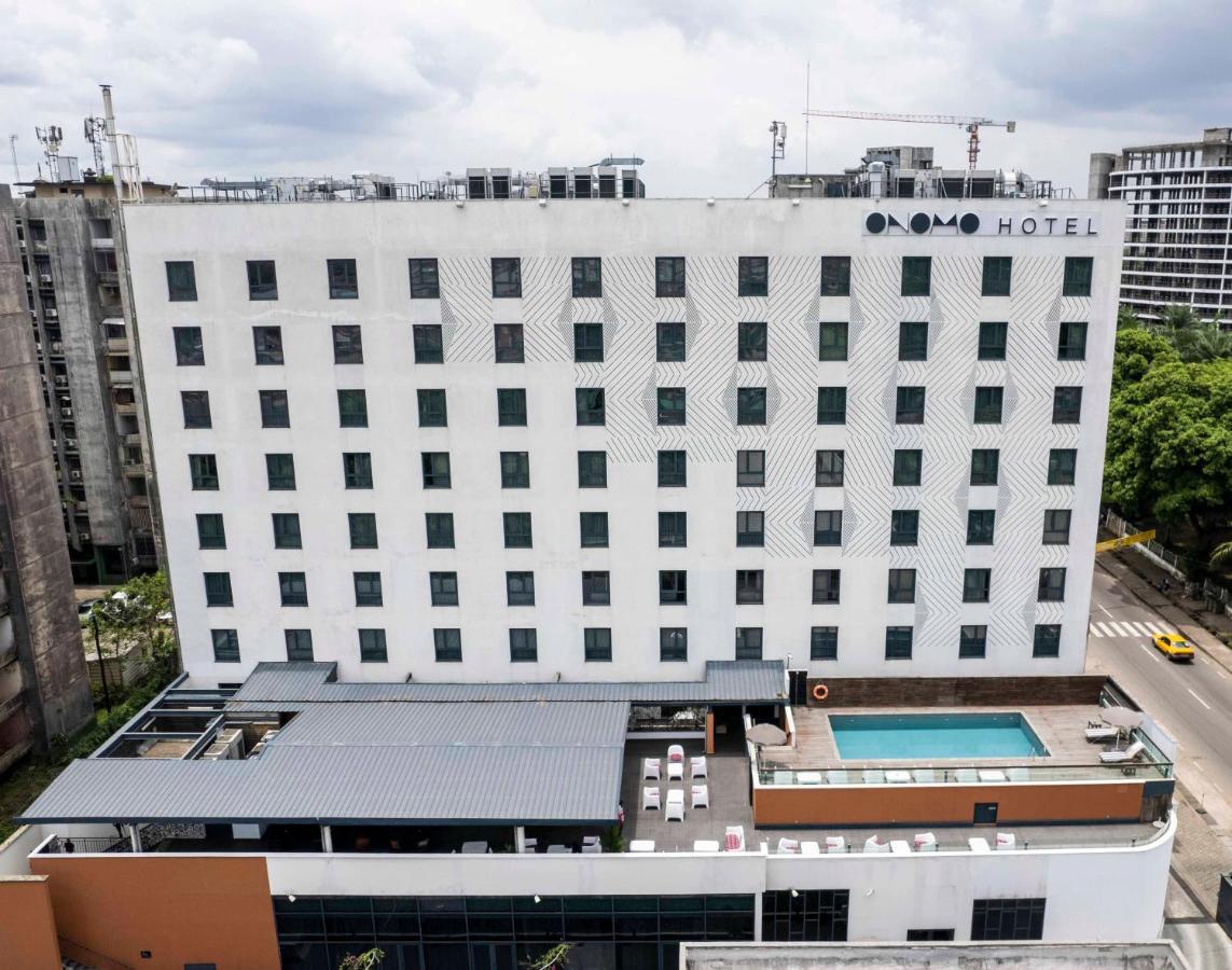 Onomo Hotel Дуала Экстерьер фото