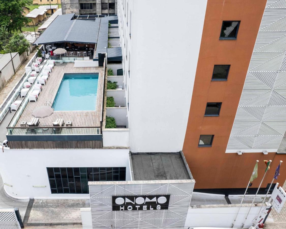 Onomo Hotel Дуала Экстерьер фото
